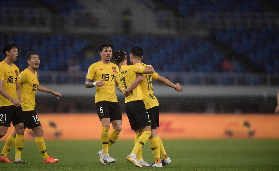 国安主场获胜，豪取七连胜，成功登顶积分榜的简单介绍